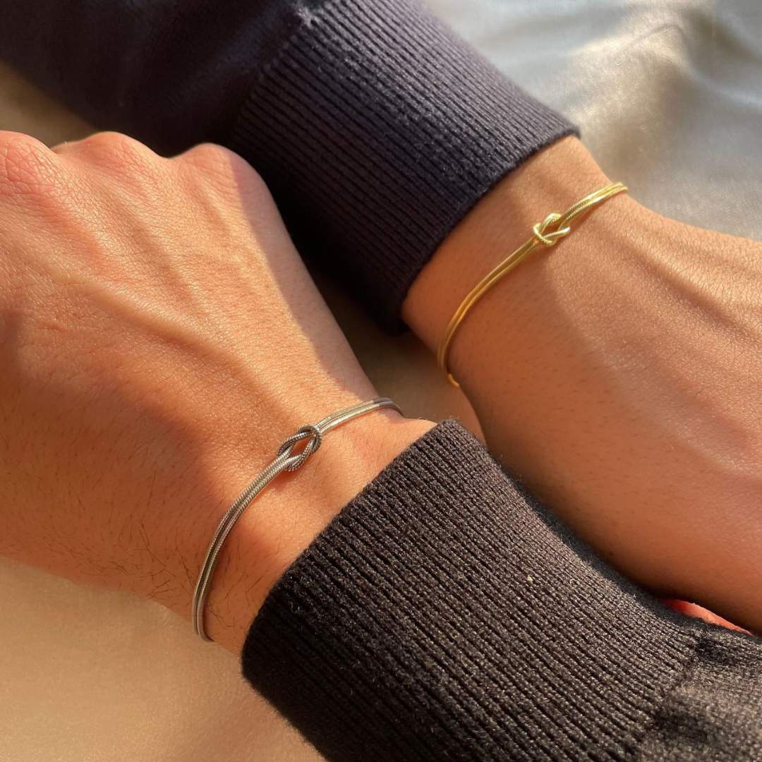 Minimalistische Knoop Armband van Roestvrij Staal – Zilver en Goud