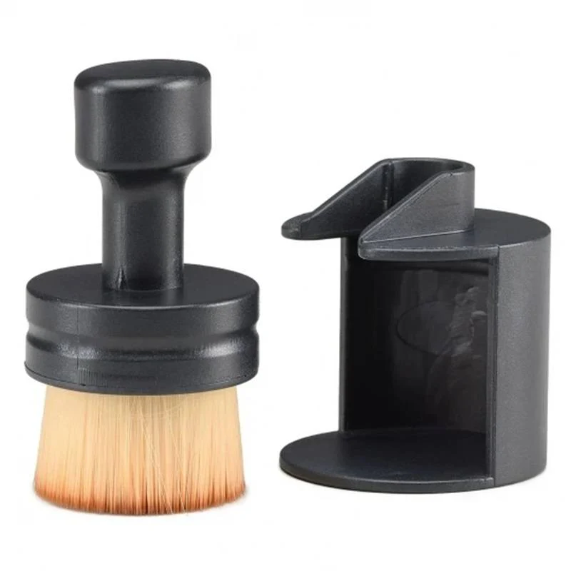 Nellie’s – Ergonomic Blending Brush