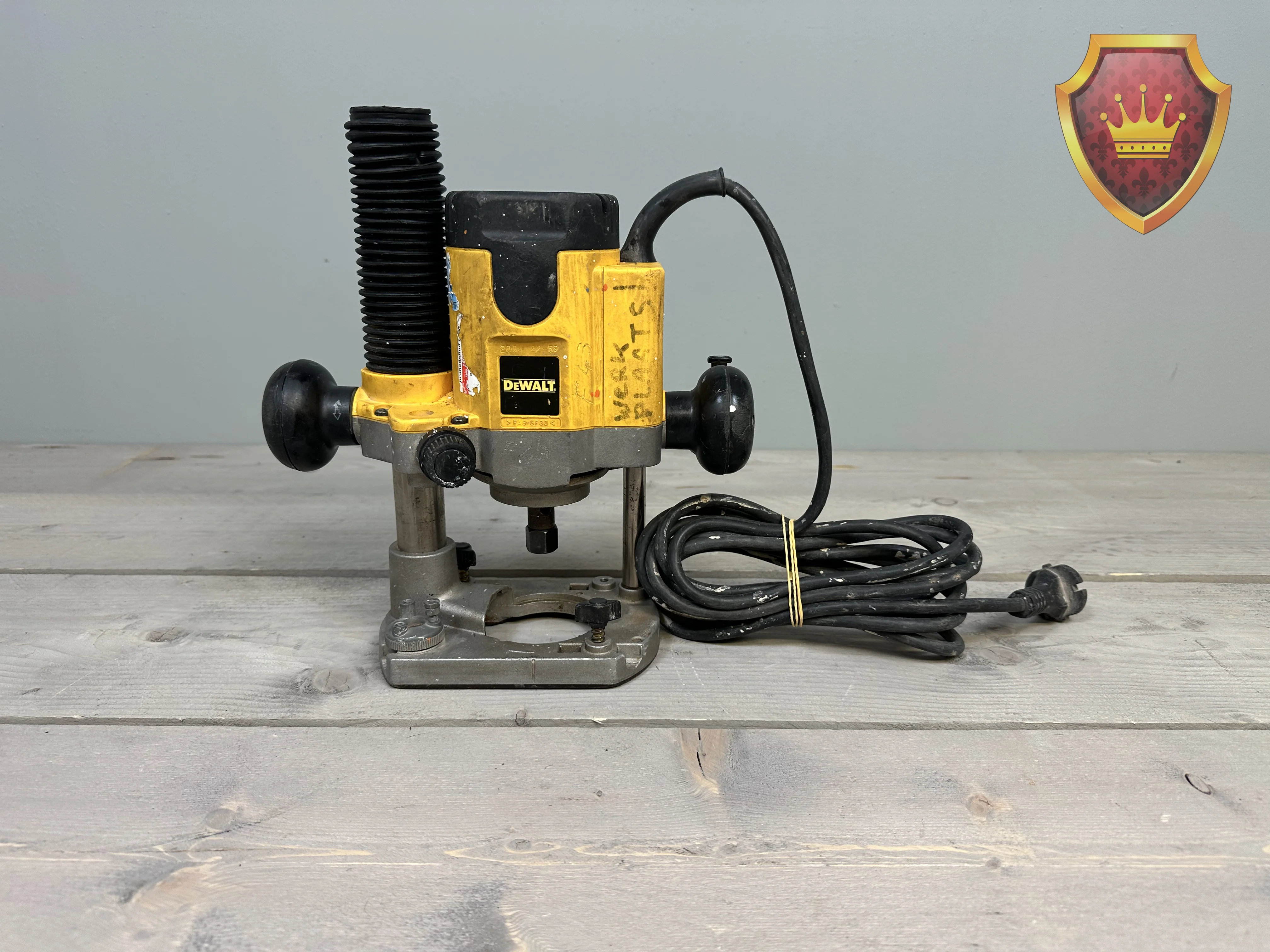 DeWalt DW620 900WATT  Bovenfrees