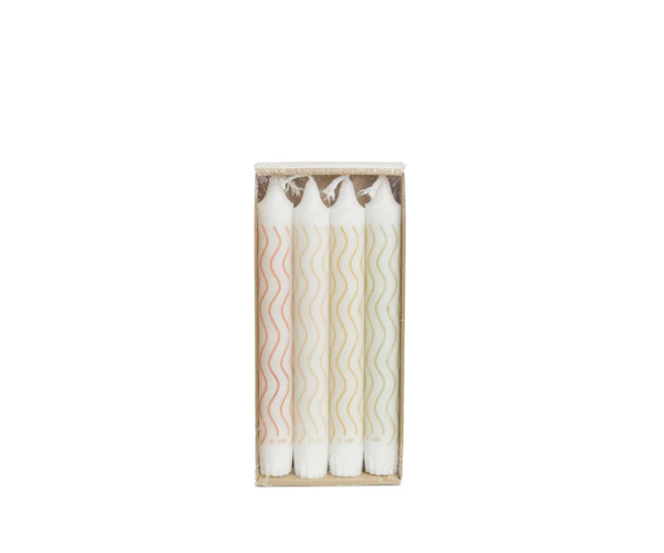 Stearine dinerkaarsen Wave By Kimmi S/4 Stearine dinerkaarsen Wave By Kimmi S/4