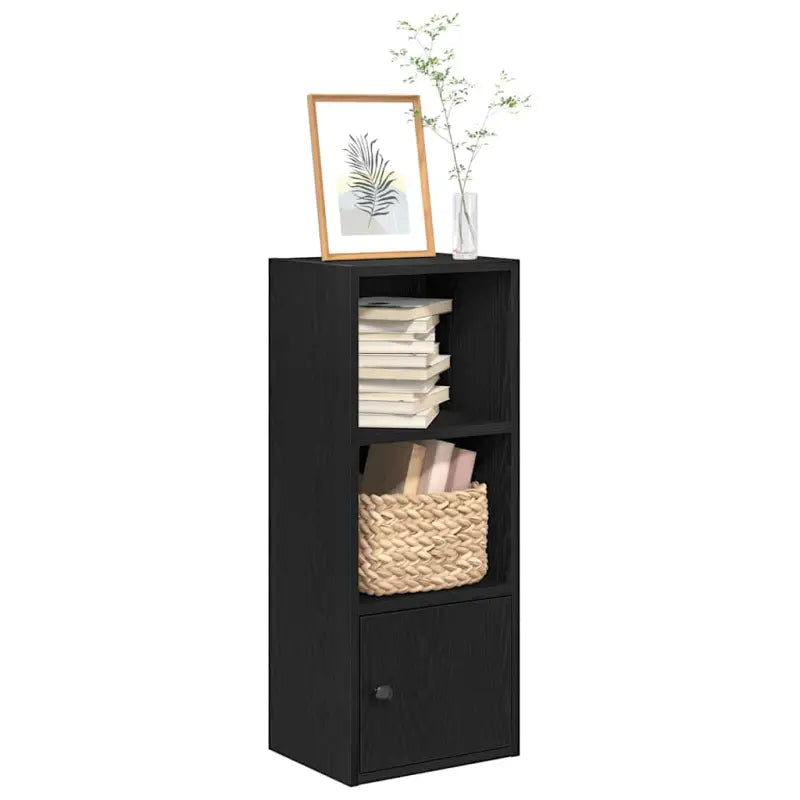 Beukenboekenkast van bewerkt hout voor stijl en functionaliteit