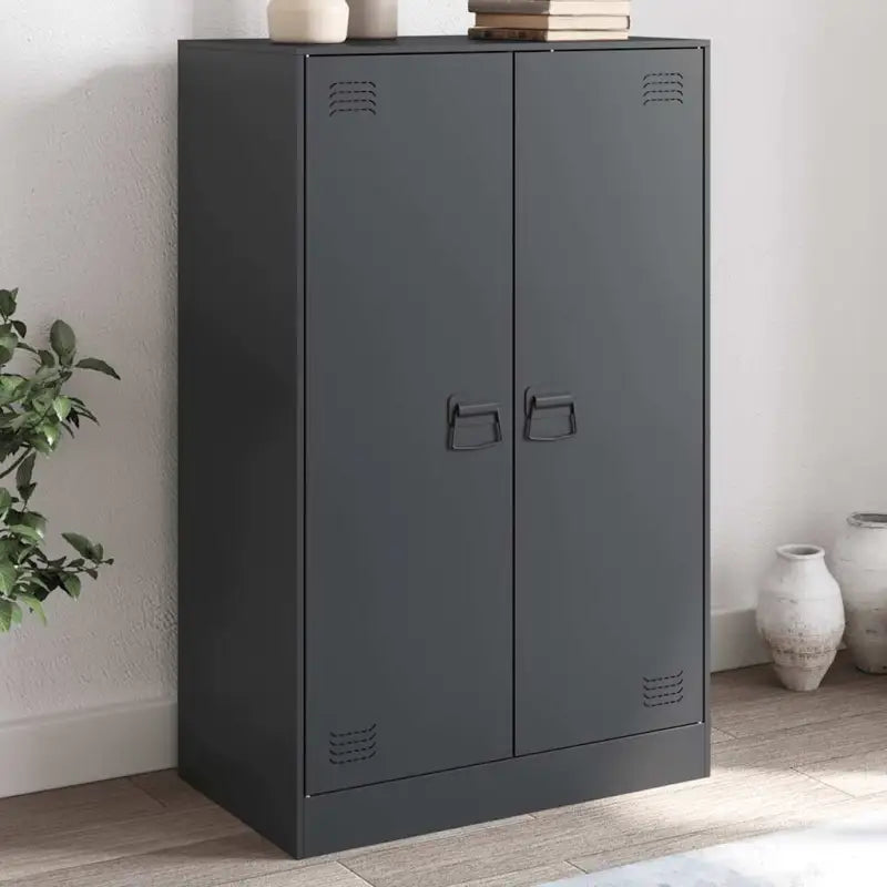 Dressoir met koudgewalst staal voor een trendy en praktische kameroptiek