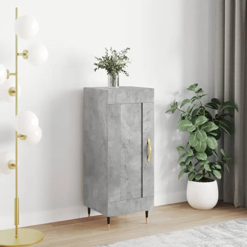 Dressoir met metalen poten van bewerkt hout voor een tijdloze look