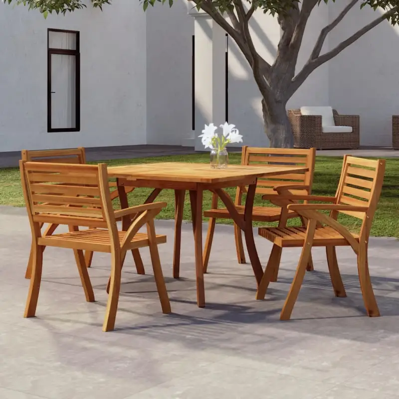Eenvoudig schoon te maken tuintafel van massief acaciahout