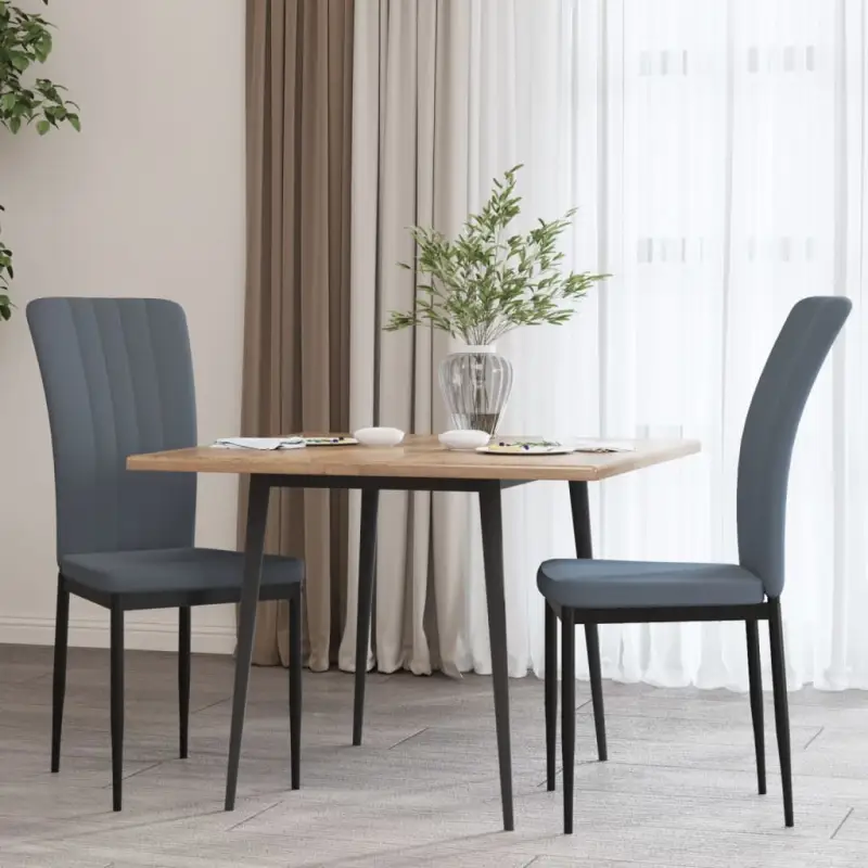 Eetkamerstoelen van zacht fluweel met elegant ontwerp