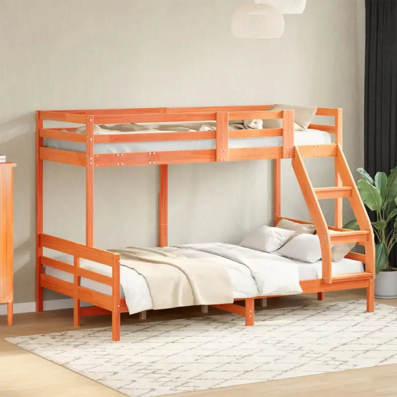 Elegant metalen stapelbed met massief grenenhout voor compacte kamers