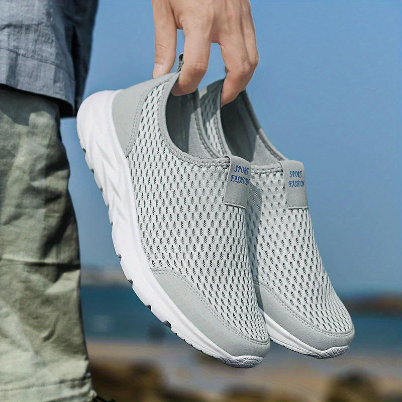 Heren Slip-On Sneakers – Ademend Mesh – Lichtgewicht Wandelschoenen