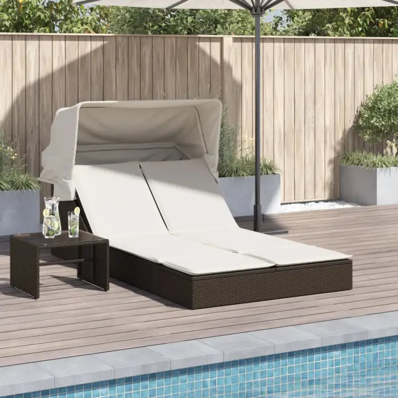 Ligstoel voor twee met poly rattan en uitschuifbare luifel voor comfortabele zitervaring