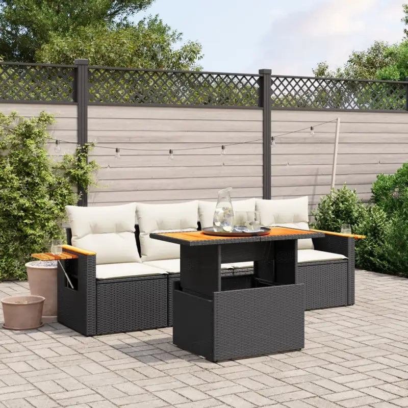 Lounge tuinsets in zwart materiaal met gepoedercoat staal en poly rattan