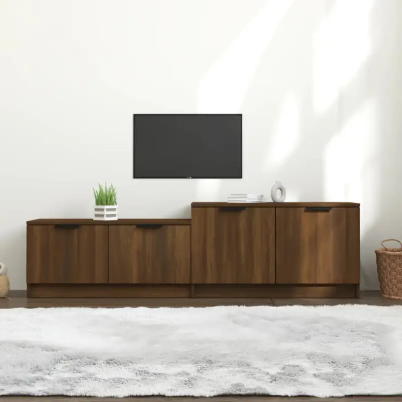 Modern tv-meubel met stevig blad van bewerkt hout