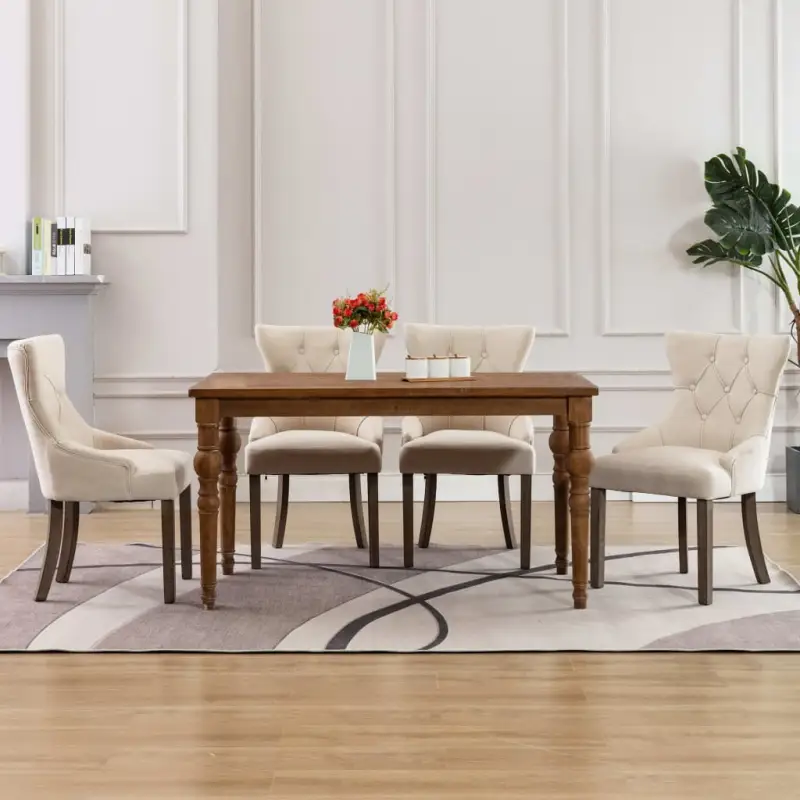 Moderne Eetkamerstoelen met Knopontwerp voor een Warme Sfeer