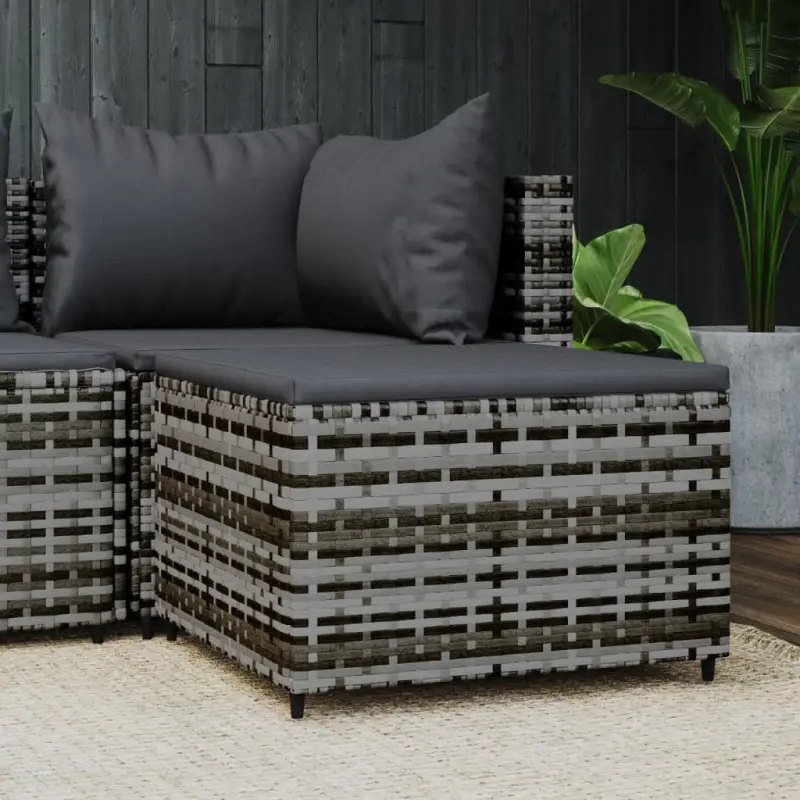 Moderne tuinpoefs met poly rattan voor stijlvol ontspannen