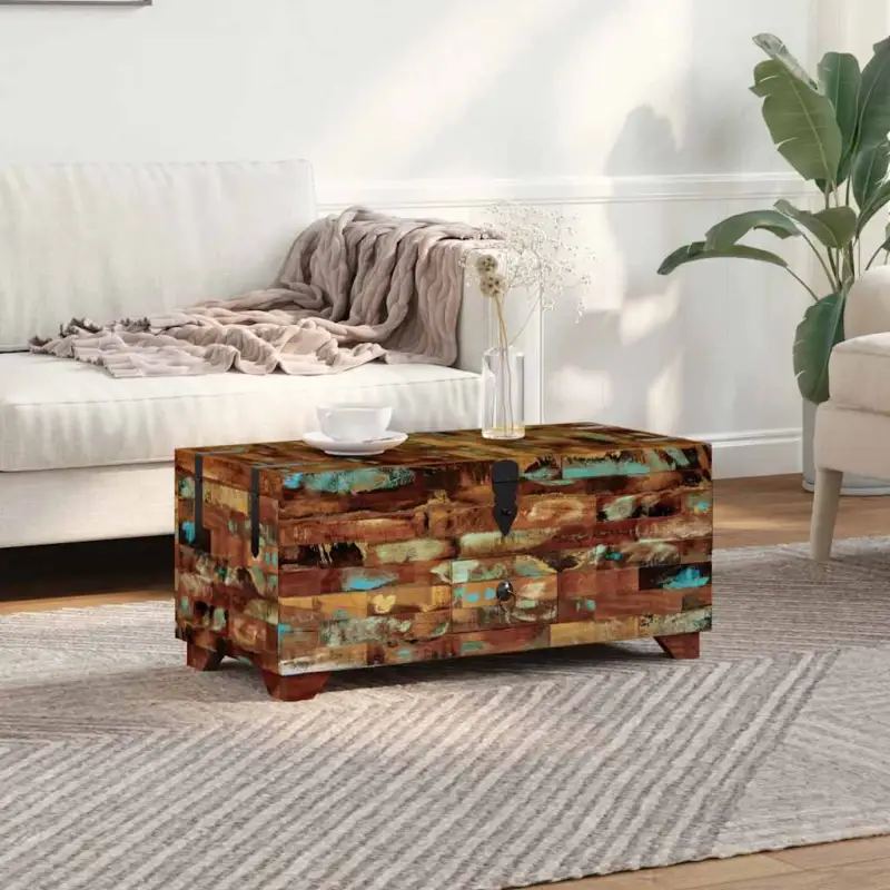 Salontafel in antieke stijl van gerecycled hout voor jouw woonkamer