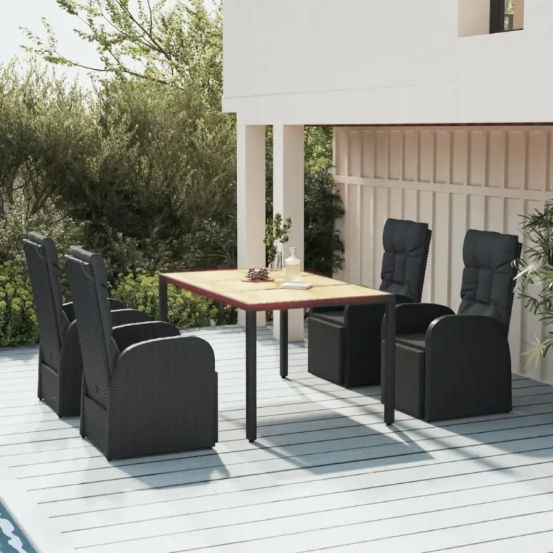 Zwarte tuintafelset met poly rattan materiaal en vulling voor elegant buitenplezier